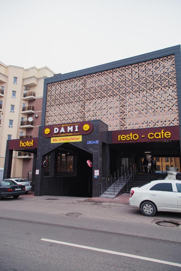Dami Almaty Hotel Buitenkant foto